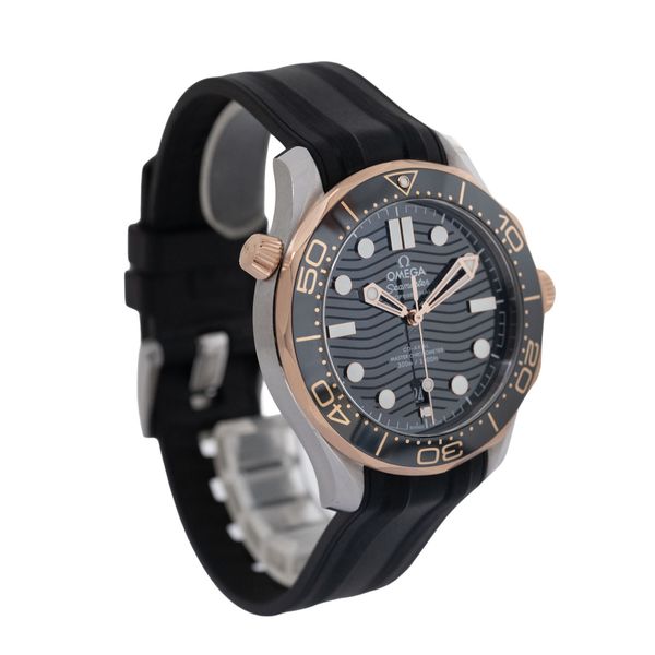 Omega Seamaster Diver 300m 210.22.42.20.01.002